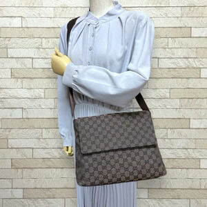 Gucci Brown Canvas GG Shoulder Bag
